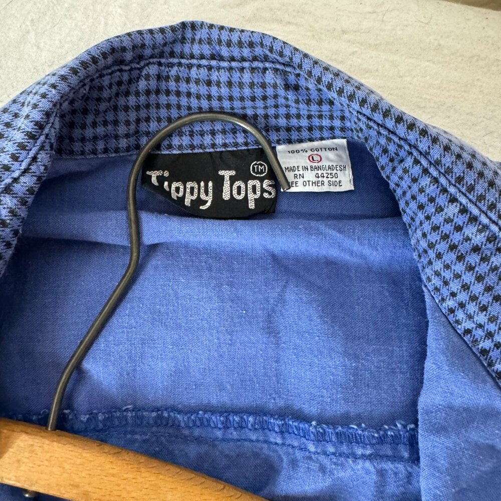 Vintage Tippy Tops Women's Shirt - Picture 10 of 11